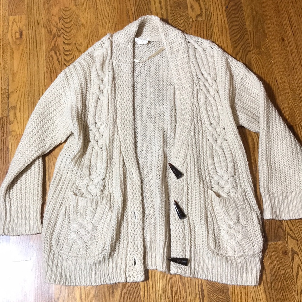 Knit cardigan